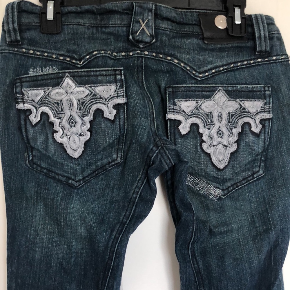 ANTIK DEBIM JEAN